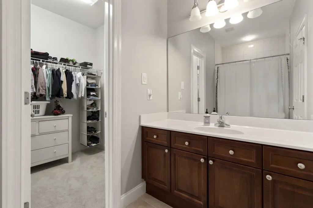 304 Forest Valley Court, Atlanta, Georgia 30342, 6 Bedrooms Bedrooms, ,5 BathroomsBathrooms,Residential,Sold,304 Forest Valley Court,6841974