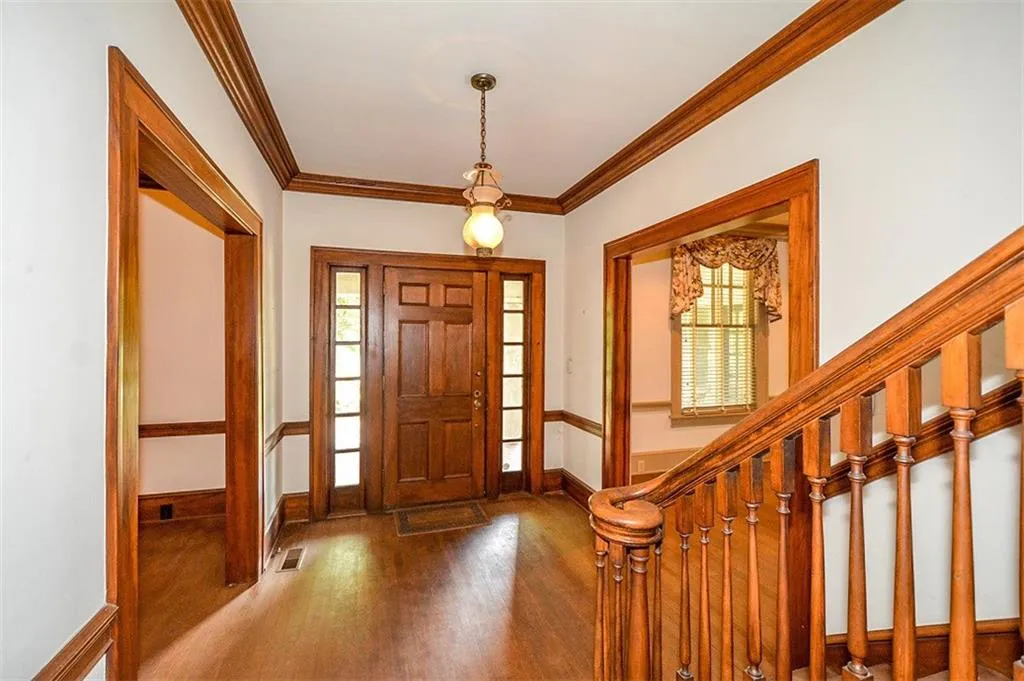 3784 Club Drive, Atlanta, Georgia 30319, 3 Bedrooms Bedrooms, ,3 BathroomsBathrooms,Residential,Sold,3784 Club Drive,5850974 3784 Club Drive, Atlanta, Georgia 30319, 3 Bedrooms Bedrooms, ,3 BathroomsBathrooms,Residential,Sold,3784 Club Drive,5850974