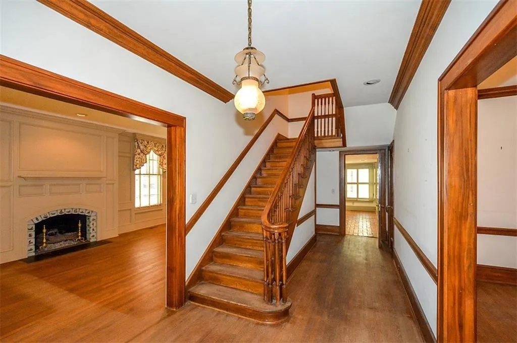 3784 Club Drive, Atlanta, Georgia 30319, 3 Bedrooms Bedrooms, ,3 BathroomsBathrooms,Residential,Sold,3784 Club Drive,5850974 3784 Club Drive, Atlanta, Georgia 30319, 3 Bedrooms Bedrooms, ,3 BathroomsBathrooms,Residential,Sold,3784 Club Drive,5850974