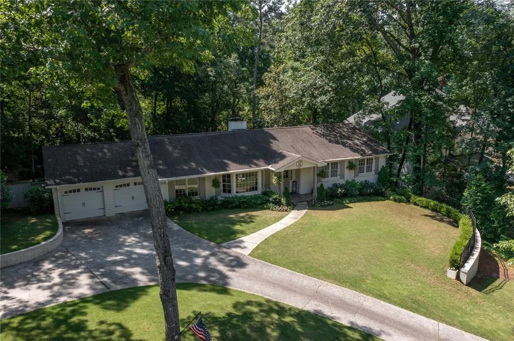 6585 Bridgewood Valley Road, Atlanta, Georgia 30328, 5 Bedrooms Bedrooms, ,3 BathroomsBathrooms,Residential,Sold,6585 Bridgewood Valley Road,7052530