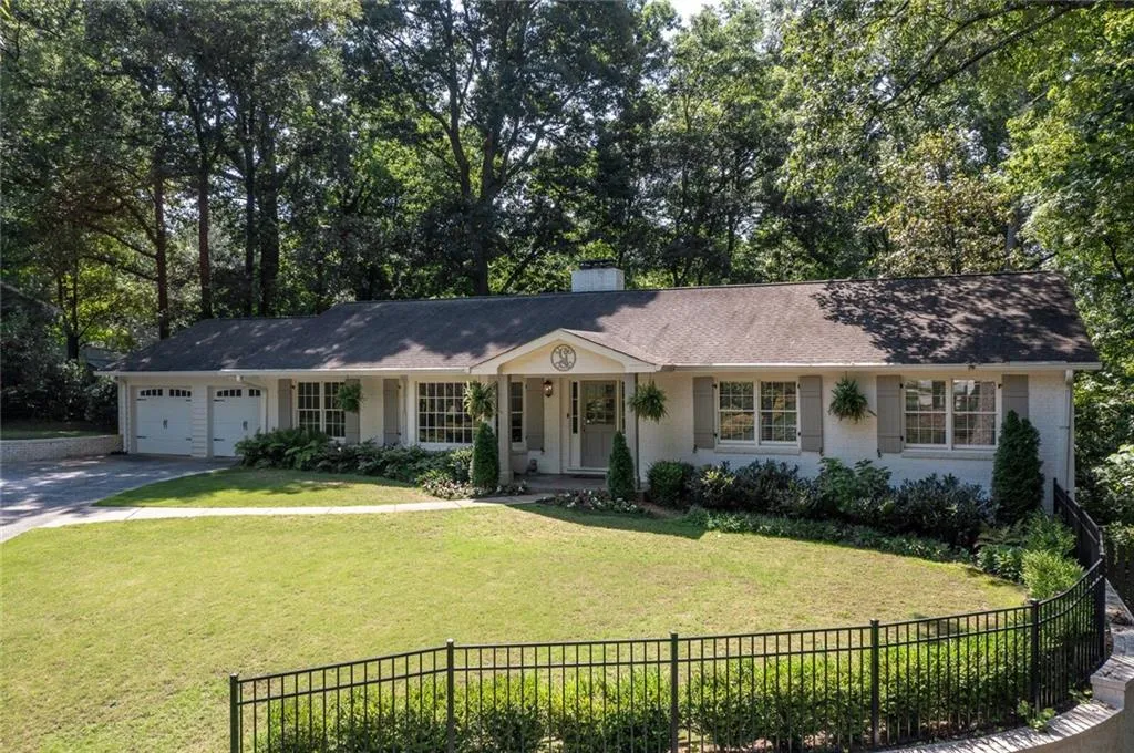 6585 Bridgewood Valley Road, Atlanta, Georgia 30328, 5 Bedrooms Bedrooms, ,3 BathroomsBathrooms,Residential,Sold,6585 Bridgewood Valley Road,7052530