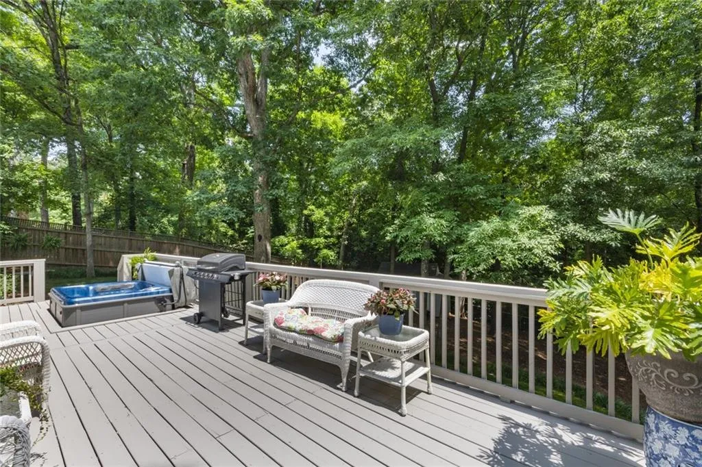 6585 Bridgewood Valley Road, Atlanta, Georgia 30328, 5 Bedrooms Bedrooms, ,3 BathroomsBathrooms,Residential,Sold,6585 Bridgewood Valley Road,7052530