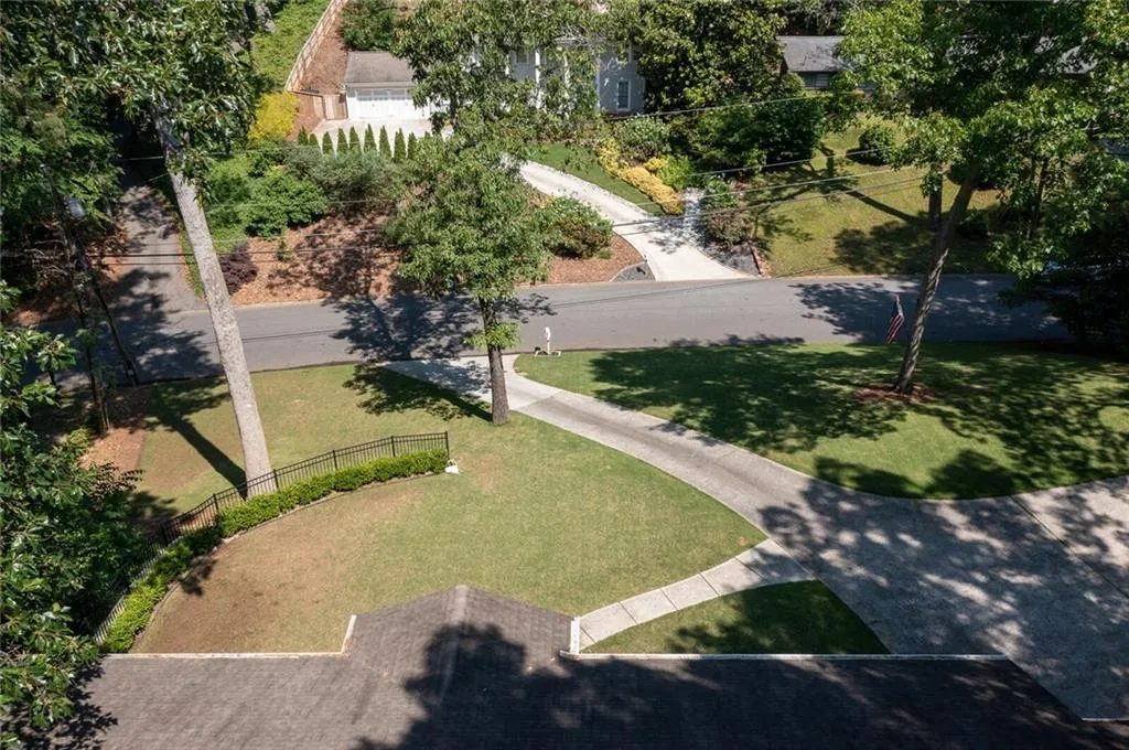 6585 Bridgewood Valley Road, Atlanta, Georgia 30328, 5 Bedrooms Bedrooms, ,3 BathroomsBathrooms,Residential,Sold,6585 Bridgewood Valley Road,7052530