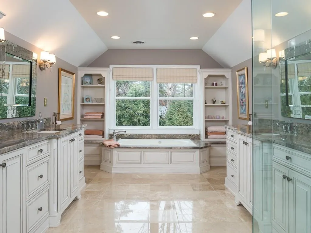 1005 The 16th Fairway Road, Sandy Springs, Georgia 30350, 5 Bedrooms Bedrooms, ,5 BathroomsBathrooms,Residential,Sold,1005 The 16th Fairway Road,5632407