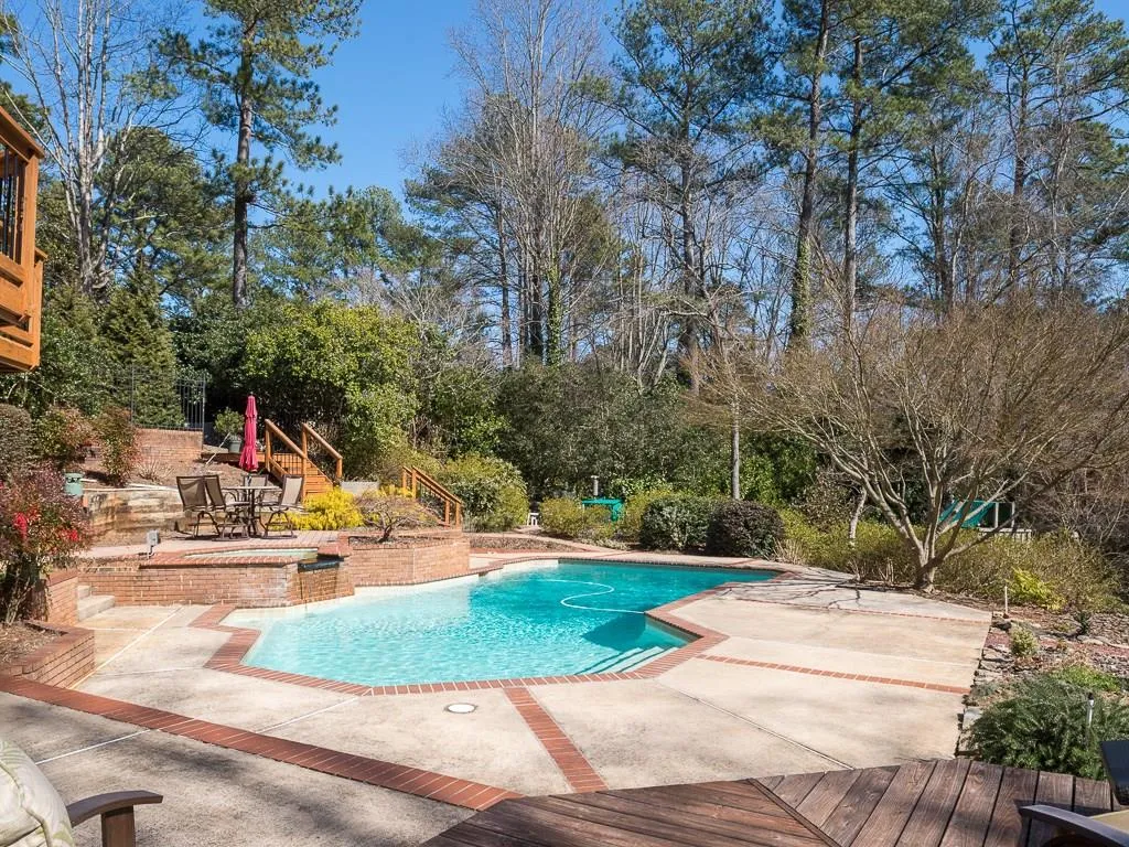1005 The 16th Fairway Road, Sandy Springs, Georgia 30350, 5 Bedrooms Bedrooms, ,5 BathroomsBathrooms,Residential,Sold,1005 The 16th Fairway Road,5632407