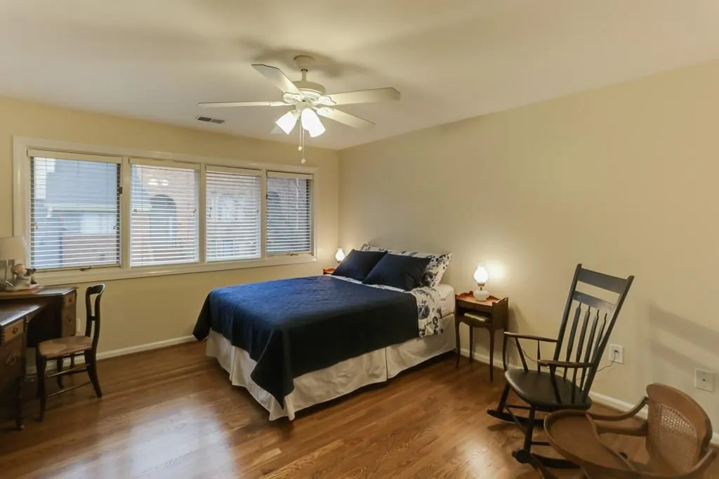 8 Westfair Court Unit 8, Atlanta, Georgia 30328, 4 Bedrooms Bedrooms, ,2 BathroomsBathrooms,Residential,Sold,8 Westfair Court Unit 8,5972495