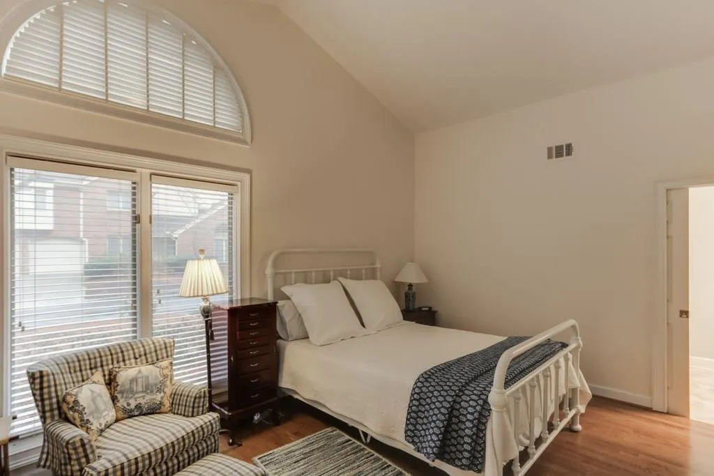 8 Westfair Court Unit 8, Atlanta, Georgia 30328, 4 Bedrooms Bedrooms, ,2 BathroomsBathrooms,Residential,Sold,8 Westfair Court Unit 8,5972495