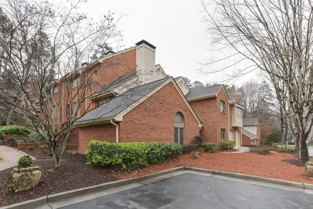 8 Westfair Court Unit 8, Atlanta, Georgia 30328, 4 Bedrooms Bedrooms, ,2 BathroomsBathrooms,Residential,Sold,8 Westfair Court Unit 8,5972495