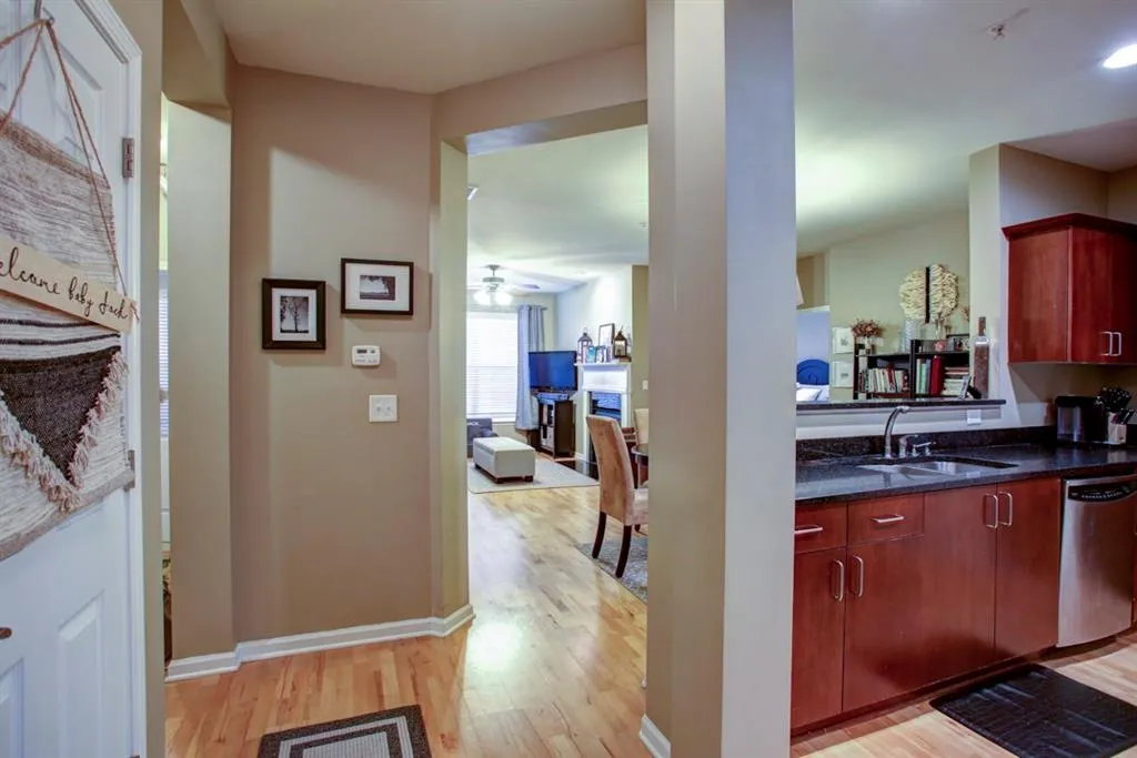 3150 Woodwalk Drive Se Unit 3104, Atlanta, Georgia 30339, 2 Bedrooms Bedrooms, ,2 BathroomsBathrooms,Residential,Sold,3150 Woodwalk Drive Se Unit 3104,5871451