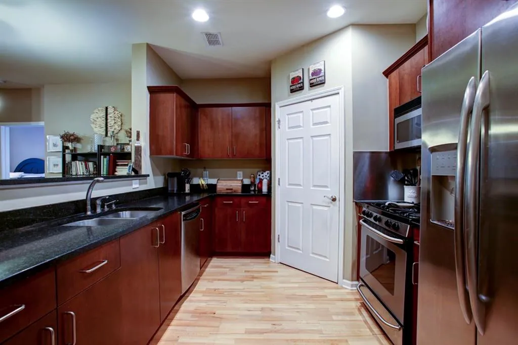 3150 Woodwalk Drive Se Unit 3104, Atlanta, Georgia 30339, 2 Bedrooms Bedrooms, ,2 BathroomsBathrooms,Residential,Sold,3150 Woodwalk Drive Se Unit 3104,5871451
