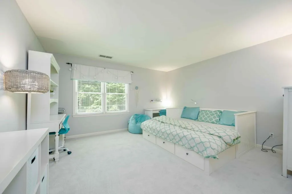 595 Bittersweet Trail, Sandy Springs, Georgia 30350, 5 Bedrooms Bedrooms, ,4 BathroomsBathrooms,Residential,Sold,595 Bittersweet Trail,7108148