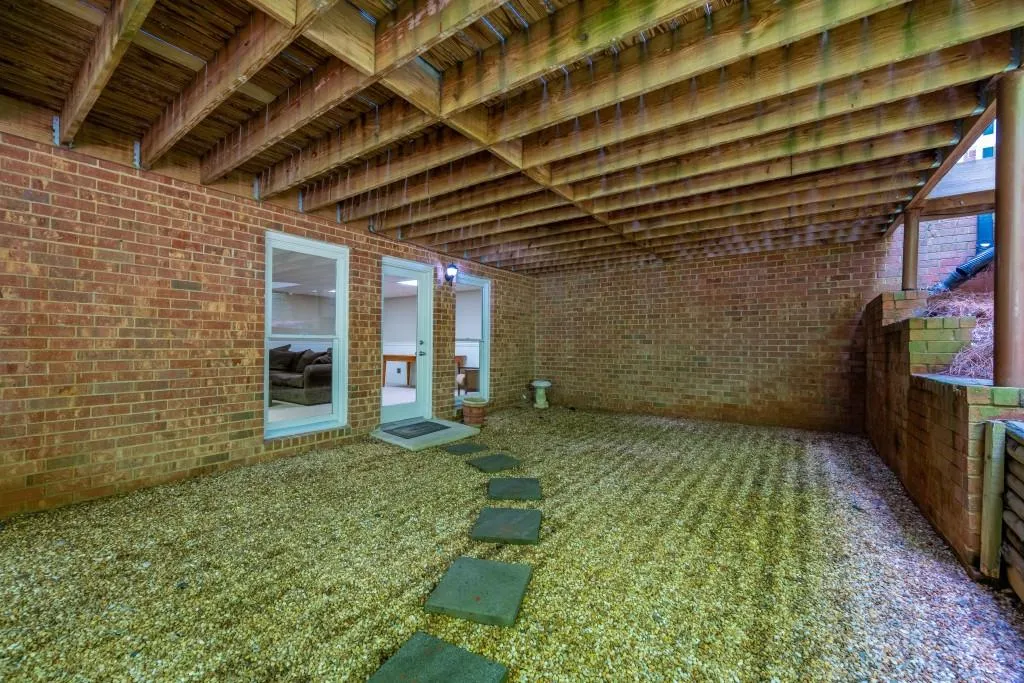 595 Bittersweet Trail, Sandy Springs, Georgia 30350, 5 Bedrooms Bedrooms, ,4 BathroomsBathrooms,Residential,Sold,595 Bittersweet Trail,7108148