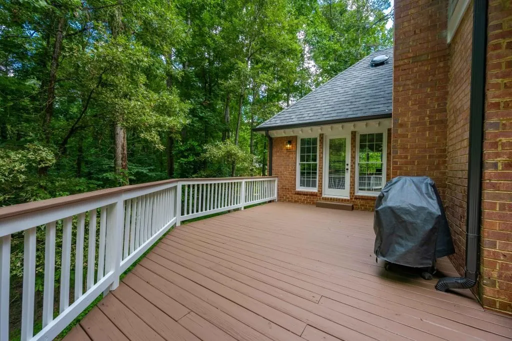 595 Bittersweet Trail, Sandy Springs, Georgia 30350, 5 Bedrooms Bedrooms, ,4 BathroomsBathrooms,Residential,Sold,595 Bittersweet Trail,7108148