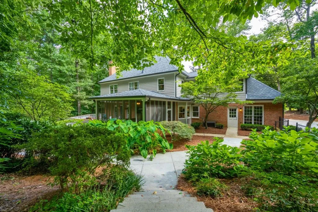 595 Bittersweet Trail, Sandy Springs, Georgia 30350, 5 Bedrooms Bedrooms, ,4 BathroomsBathrooms,Residential,Sold,595 Bittersweet Trail,7108148