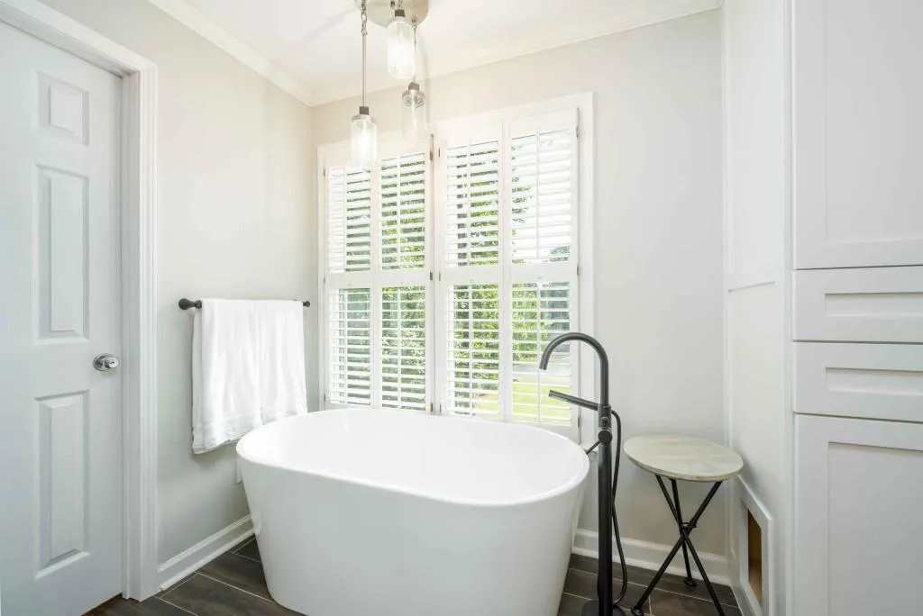 595 Bittersweet Trail, Sandy Springs, Georgia 30350, 5 Bedrooms Bedrooms, ,4 BathroomsBathrooms,Residential,Sold,595 Bittersweet Trail,7108148