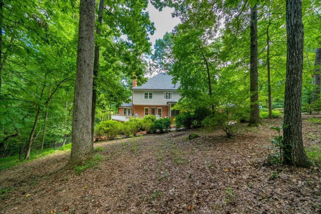 595 Bittersweet Trail, Sandy Springs, Georgia 30350, 5 Bedrooms Bedrooms, ,4 BathroomsBathrooms,Residential,Sold,595 Bittersweet Trail,7108148
