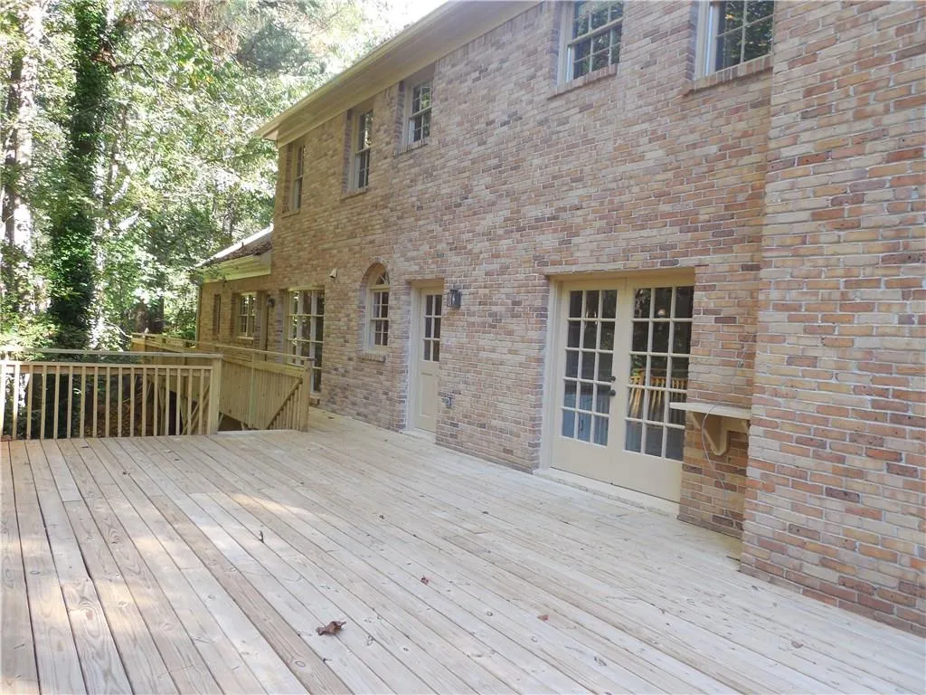 8890 River Landing Way, Sandy Springs, Georgia 30350, 5 Bedrooms Bedrooms, ,4 BathroomsBathrooms,Residential,Sold,8890 River Landing Way,5760621
