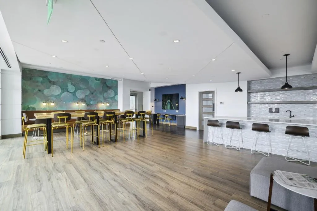 943 Peachtree Street Ne Unit 1515, Atlanta, Georgia 30309, 1 Bedroom Bedrooms, ,1 BathroomBathrooms,Residential,For Sale,943 Peachtree Street Ne Unit 1515,7620224