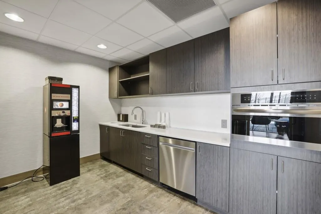 943 Peachtree Street Ne Unit 1515, Atlanta, Georgia 30309, 1 Bedroom Bedrooms, ,1 BathroomBathrooms,Residential,For Sale,943 Peachtree Street Ne Unit 1515,7620224