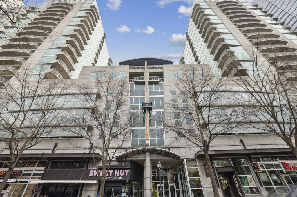 943 Peachtree Street Ne Unit 1515, Atlanta, Georgia 30309, 1 Bedroom Bedrooms, ,1 BathroomBathrooms,Residential,For Sale,943 Peachtree Street Ne Unit 1515,7620224
