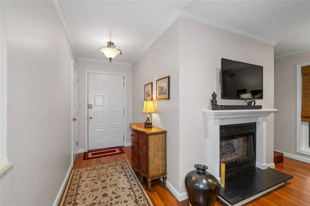 1203 Woodcliff Drive, Sandy Springs, Georgia 30350, 2 Bedrooms Bedrooms, ,2 BathroomsBathrooms,Residential,Sold,1203 Woodcliff Drive,7417819
