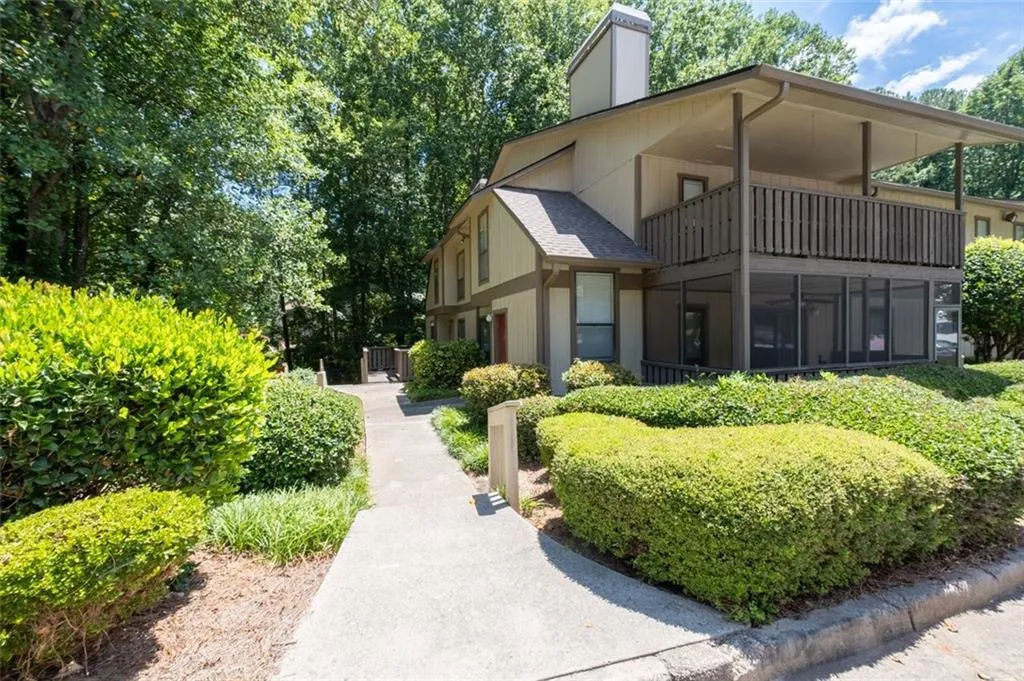 1203 Woodcliff Drive, Sandy Springs, Georgia 30350, 2 Bedrooms Bedrooms, ,2 BathroomsBathrooms,Residential,Sold,1203 Woodcliff Drive,7417819