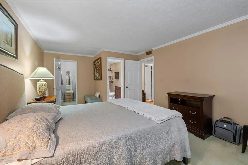 1203 Woodcliff Drive, Sandy Springs, Georgia 30350, 2 Bedrooms Bedrooms, ,2 BathroomsBathrooms,Residential,Sold,1203 Woodcliff Drive,7417819