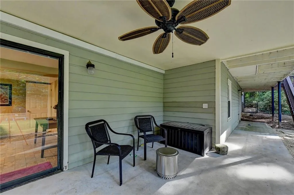 180 Mark Trail, Atlanta, Georgia 30328, 4 Bedrooms Bedrooms, ,3 BathroomsBathrooms,Residential,Sold,180 Mark Trail,7391916
