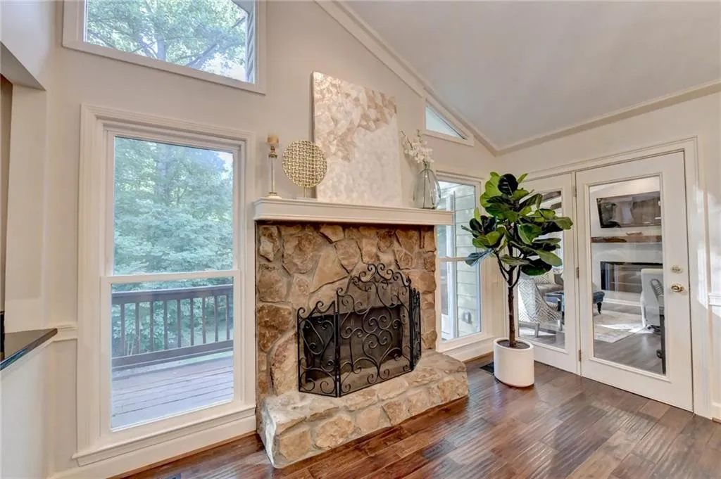 180 Mark Trail, Atlanta, Georgia 30328, 4 Bedrooms Bedrooms, ,3 BathroomsBathrooms,Residential,Sold,180 Mark Trail,7391916