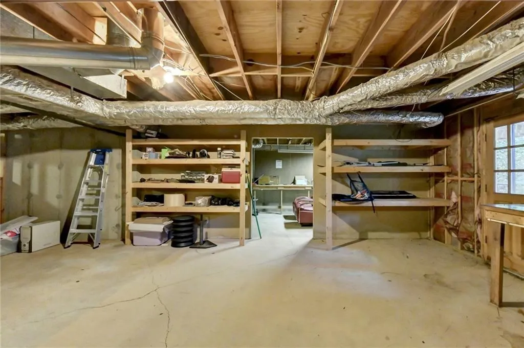 180 Mark Trail, Atlanta, Georgia 30328, 4 Bedrooms Bedrooms, ,3 BathroomsBathrooms,Residential,Sold,180 Mark Trail,7391916