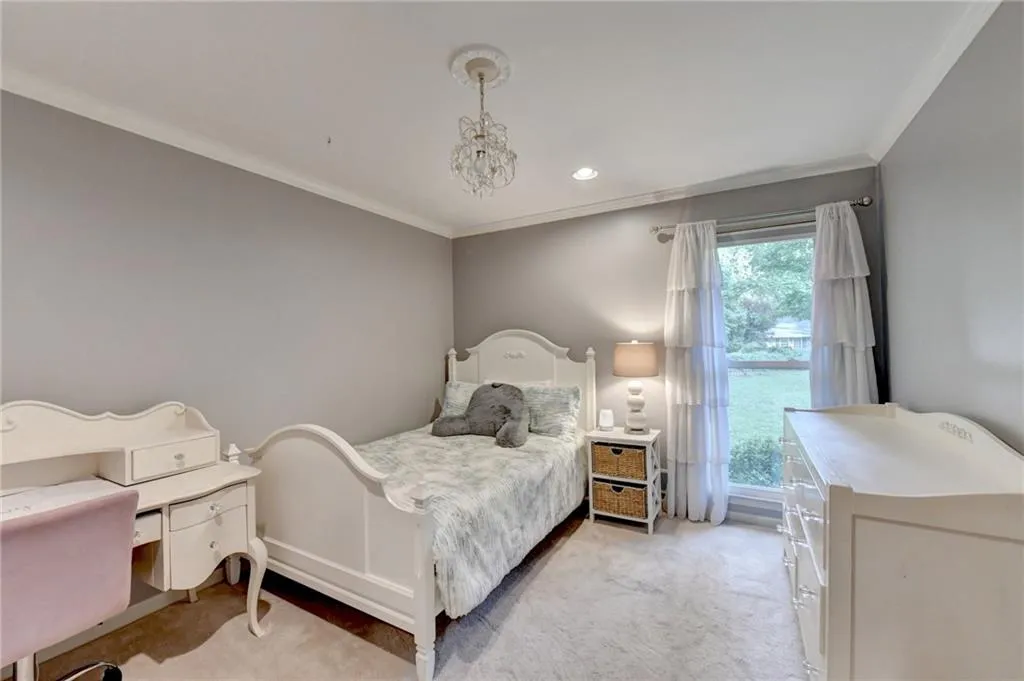 180 Mark Trail, Atlanta, Georgia 30328, 4 Bedrooms Bedrooms, ,3 BathroomsBathrooms,Residential,Sold,180 Mark Trail,7391916