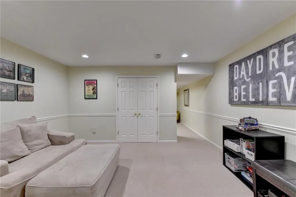 180 Mark Trail, Atlanta, Georgia 30328, 4 Bedrooms Bedrooms, ,3 BathroomsBathrooms,Residential,Sold,180 Mark Trail,7391916