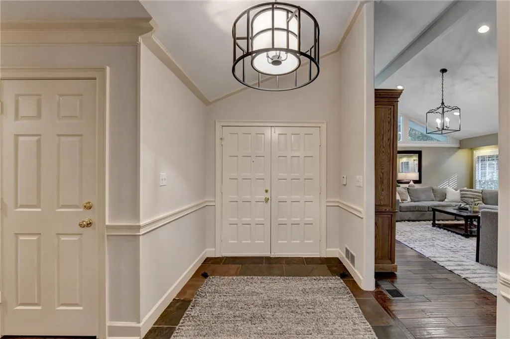 180 Mark Trail, Atlanta, Georgia 30328, 4 Bedrooms Bedrooms, ,3 BathroomsBathrooms,Residential,Sold,180 Mark Trail,7391916