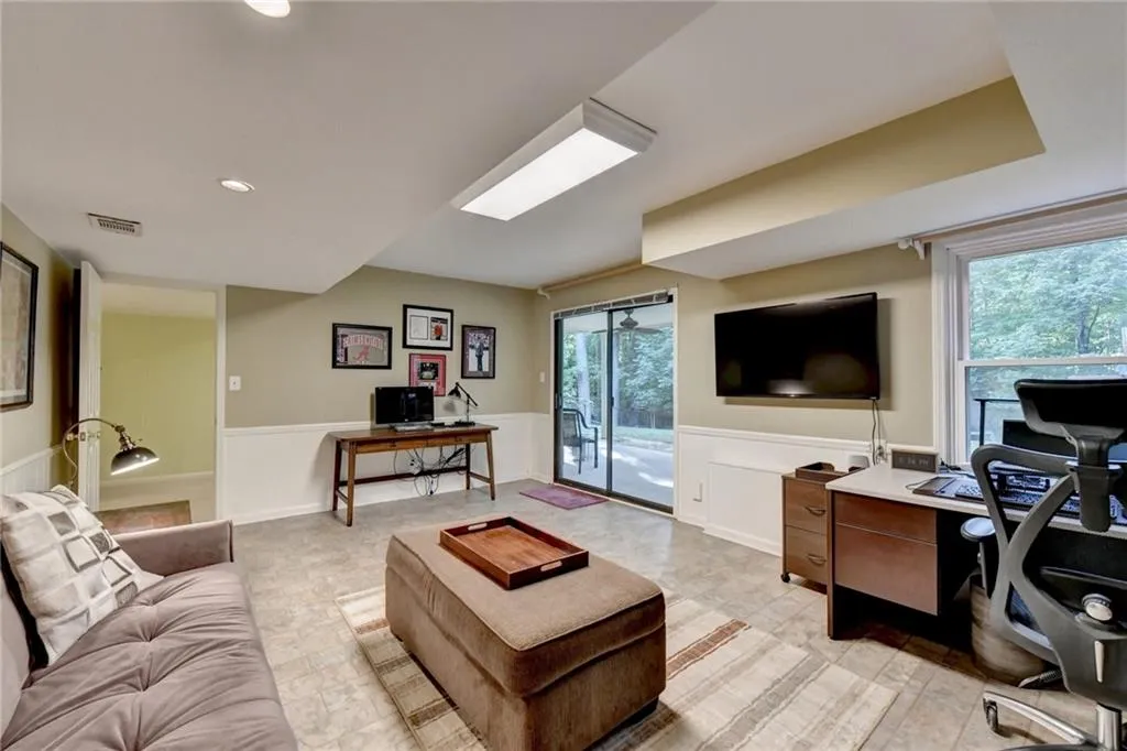 180 Mark Trail, Atlanta, Georgia 30328, 4 Bedrooms Bedrooms, ,3 BathroomsBathrooms,Residential,Sold,180 Mark Trail,7391916