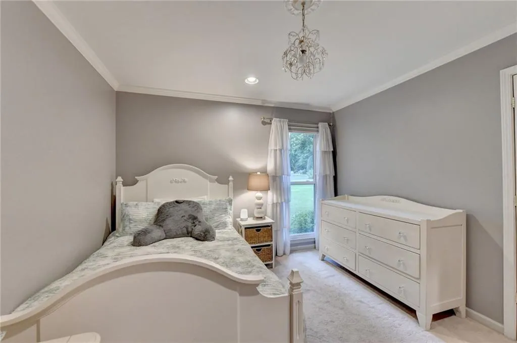 180 Mark Trail, Atlanta, Georgia 30328, 4 Bedrooms Bedrooms, ,3 BathroomsBathrooms,Residential,Sold,180 Mark Trail,7391916