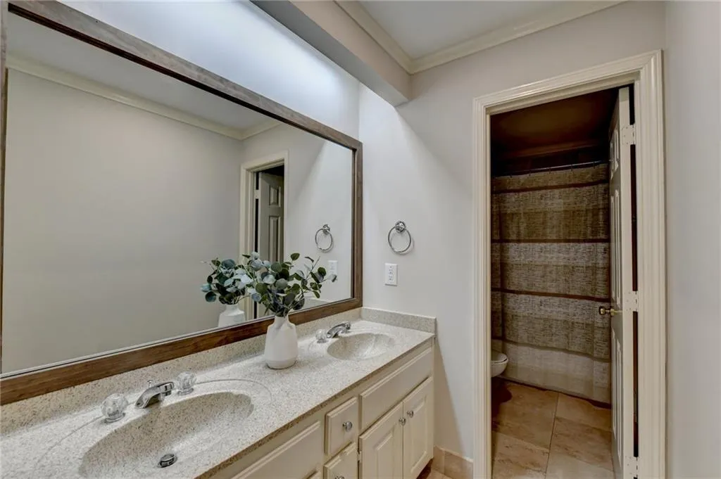 180 Mark Trail, Atlanta, Georgia 30328, 4 Bedrooms Bedrooms, ,3 BathroomsBathrooms,Residential,Sold,180 Mark Trail,7391916