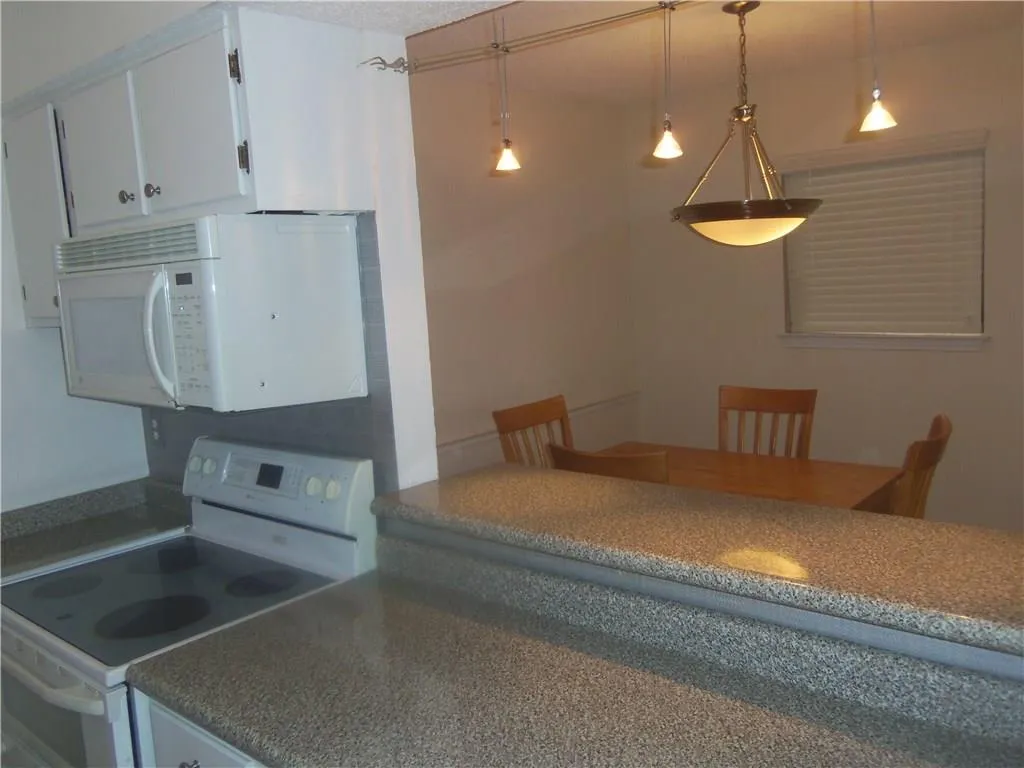 1317 Old Hammond Chase Unit 1317, Sandy Springs, Georgia 30350, 1 Bedroom Bedrooms, ,1 BathroomBathrooms,Residential,Sold,1317 Old Hammond Chase Unit 1317,5602746