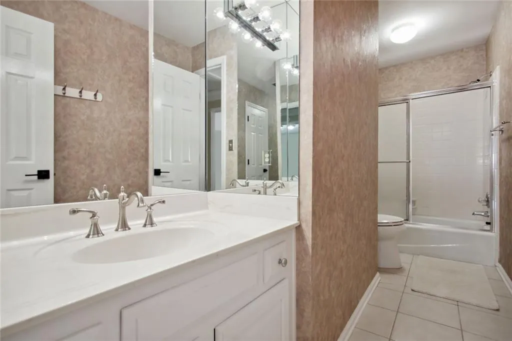 1030 Huntcliff Drive, Sandy Springs, Georgia 30350, 3 Bedrooms Bedrooms, ,2 BathroomsBathrooms,Residential,Sold,1030 Huntcliff Drive,7224560