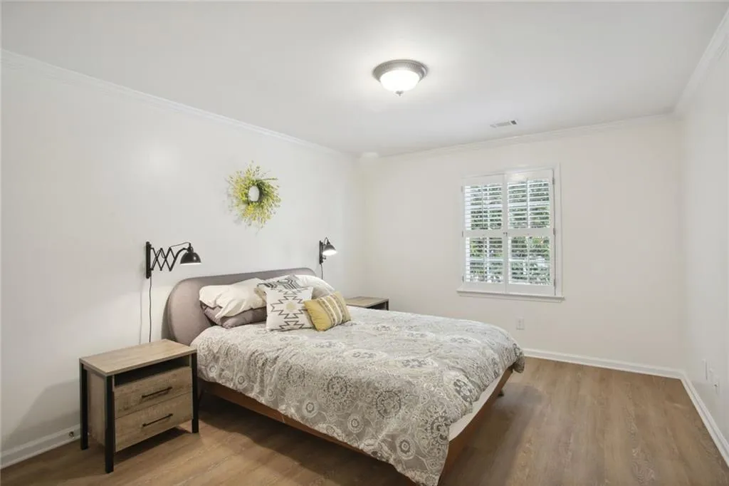 1030 Huntcliff Drive, Sandy Springs, Georgia 30350, 3 Bedrooms Bedrooms, ,2 BathroomsBathrooms,Residential,Sold,1030 Huntcliff Drive,7224560