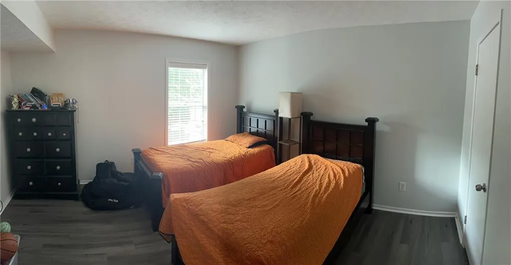 101 Natchez Trace, Sandy Springs, Georgia 30350, 2 Bedrooms Bedrooms, ,2 BathroomsBathrooms,Residential,Sold,101 Natchez Trace,6934976