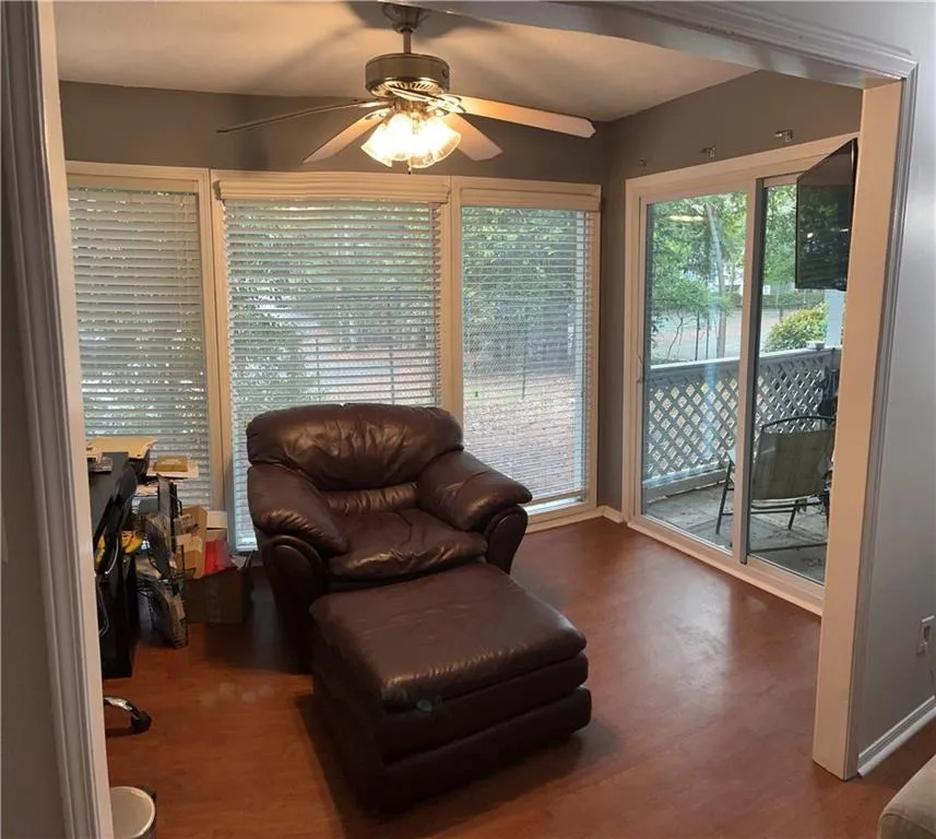 101 Natchez Trace, Sandy Springs, Georgia 30350, 2 Bedrooms Bedrooms, ,2 BathroomsBathrooms,Residential,Sold,101 Natchez Trace,6934976