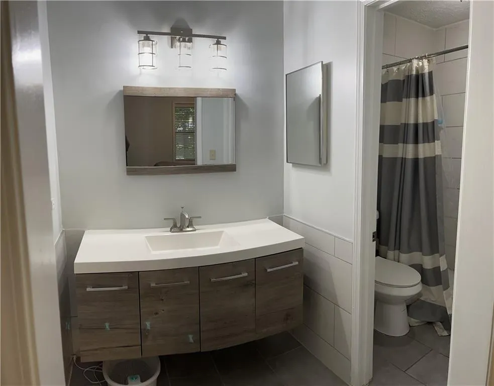 101 Natchez Trace, Sandy Springs, Georgia 30350, 2 Bedrooms Bedrooms, ,2 BathroomsBathrooms,Residential,Sold,101 Natchez Trace,6934976