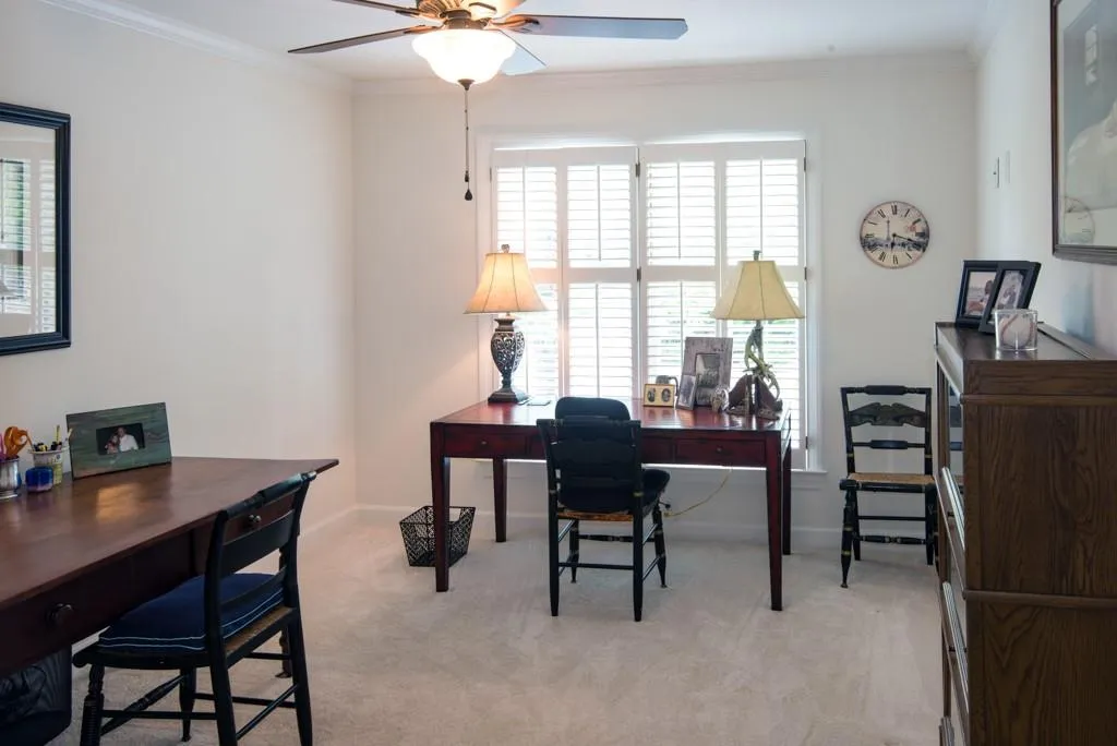 5644 River Oaks Place Unit 7-b, Atlanta, Georgia 30327, 4 Bedrooms Bedrooms, ,3 BathroomsBathrooms,Residential,Sold,5644 River Oaks Place Unit 7-b,6886483