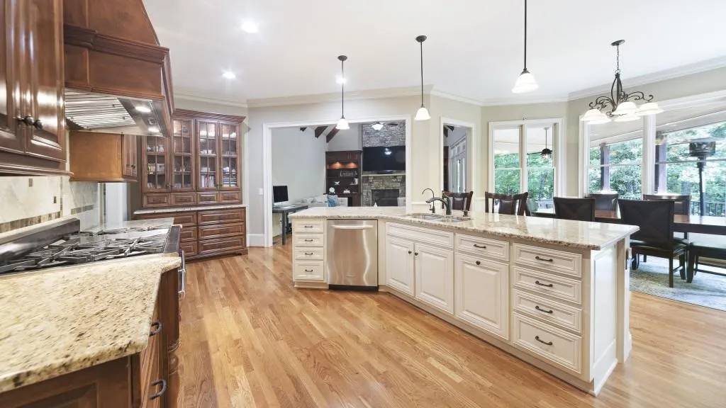 655 Coley Oaks Court, Atlanta, Georgia 30350, 6 Bedrooms Bedrooms, ,6 BathroomsBathrooms,Residential,Sold,655 Coley Oaks Court,6911334