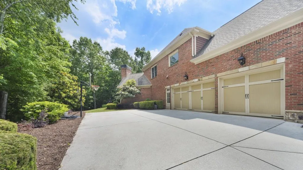 655 Coley Oaks Court, Atlanta, Georgia 30350, 6 Bedrooms Bedrooms, ,6 BathroomsBathrooms,Residential,Sold,655 Coley Oaks Court,6911334