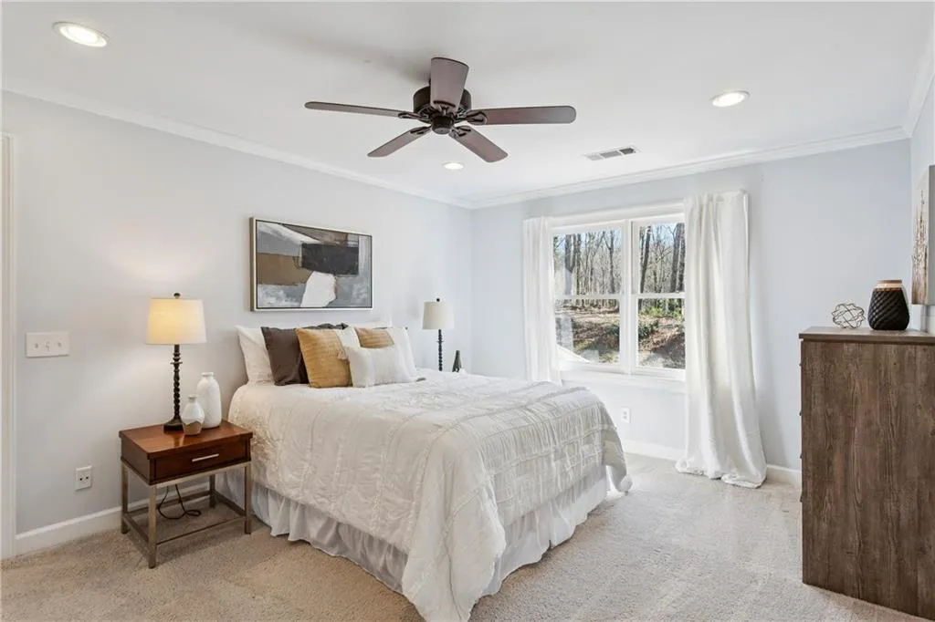 Guest room with walk-in closet