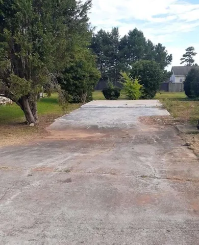 872 Shoals Court, Atlanta, Georgia 30349