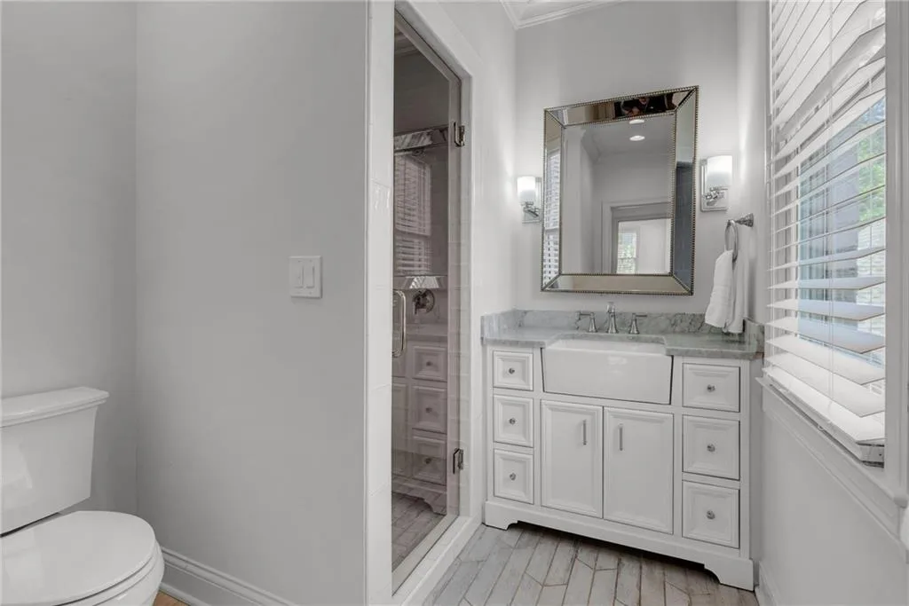 210 Rivermere Way, Sandy Springs, Georgia 30350, 6 Bedrooms Bedrooms, ,5 BathroomsBathrooms,Residential,Sold,210 Rivermere Way,7066470