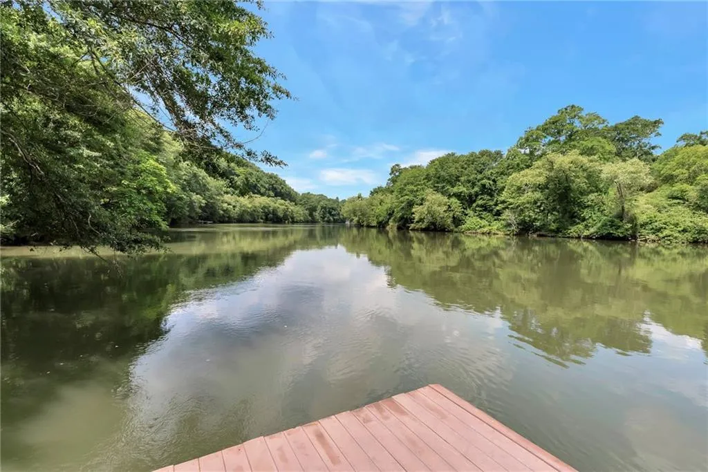 210 Rivermere Way, Sandy Springs, Georgia 30350, 6 Bedrooms Bedrooms, ,5 BathroomsBathrooms,Residential,Sold,210 Rivermere Way,7066470