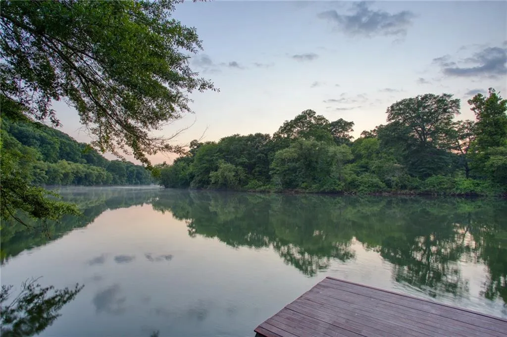 210 Rivermere Way, Sandy Springs, Georgia 30350, 6 Bedrooms Bedrooms, ,5 BathroomsBathrooms,Residential,Sold,210 Rivermere Way,7066470